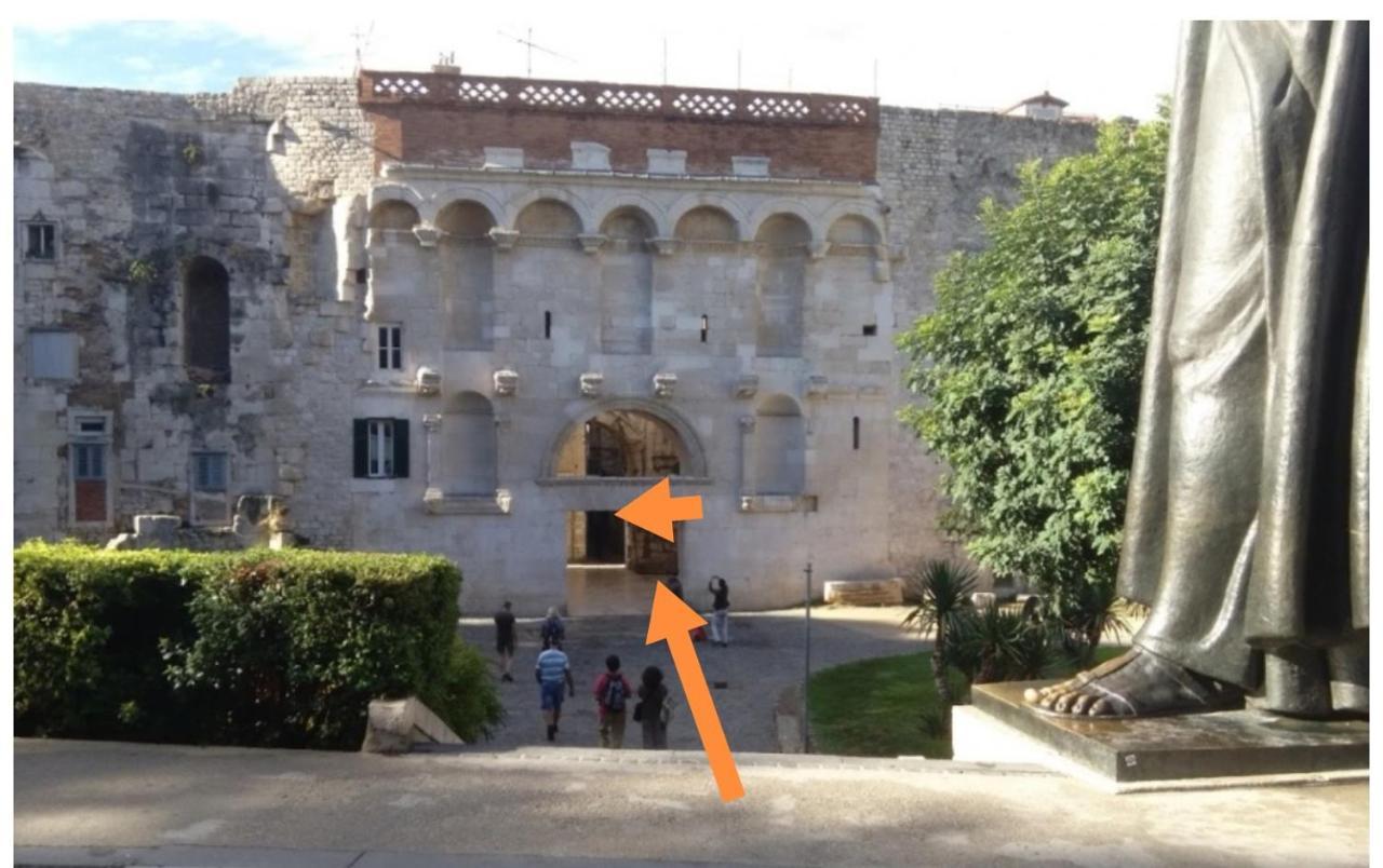 Palace 3*